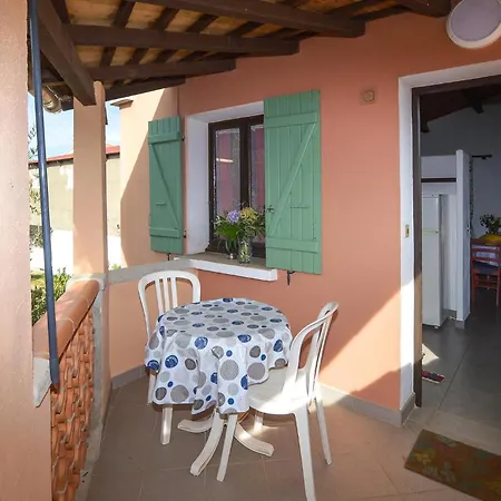 Piscine Апартаменты *