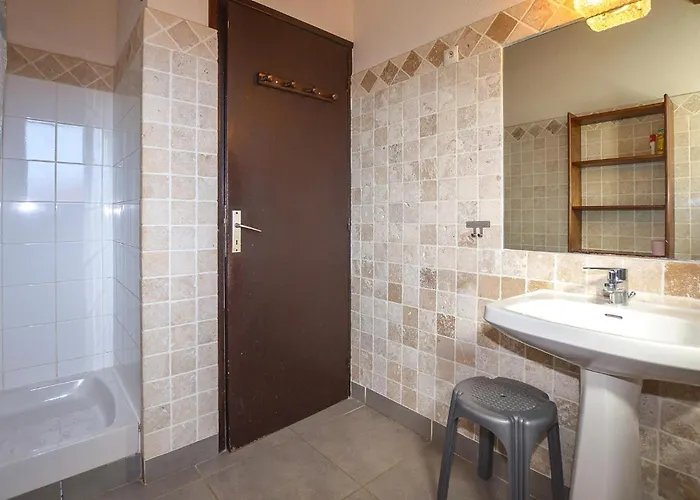 Piscine Apartment *